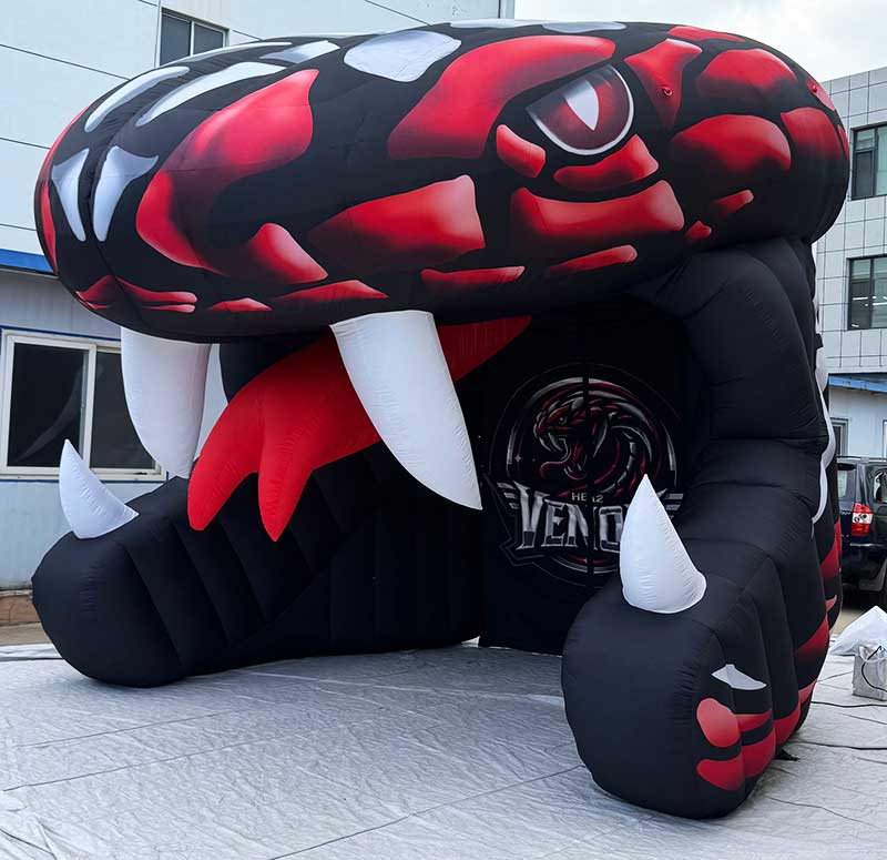 inflatable venom snake head tunnel