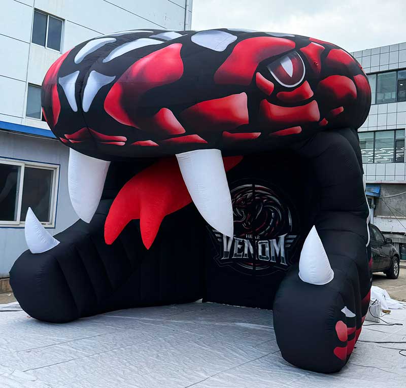 inflatable venom snake head tunnel