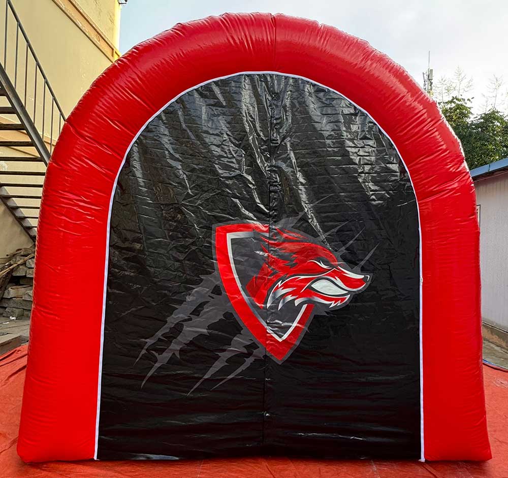 Inflatable Wolf Tunnel
